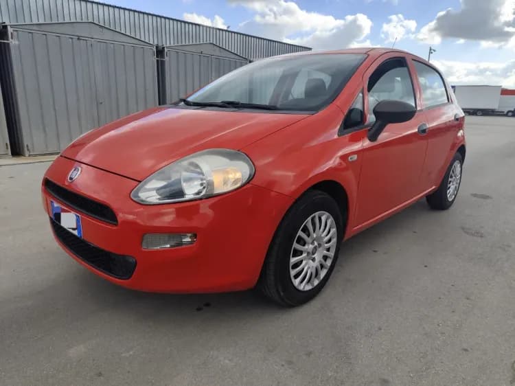 Fiat Punto 4ª serie 2018 usato — Autocannito, Altamura (BA)